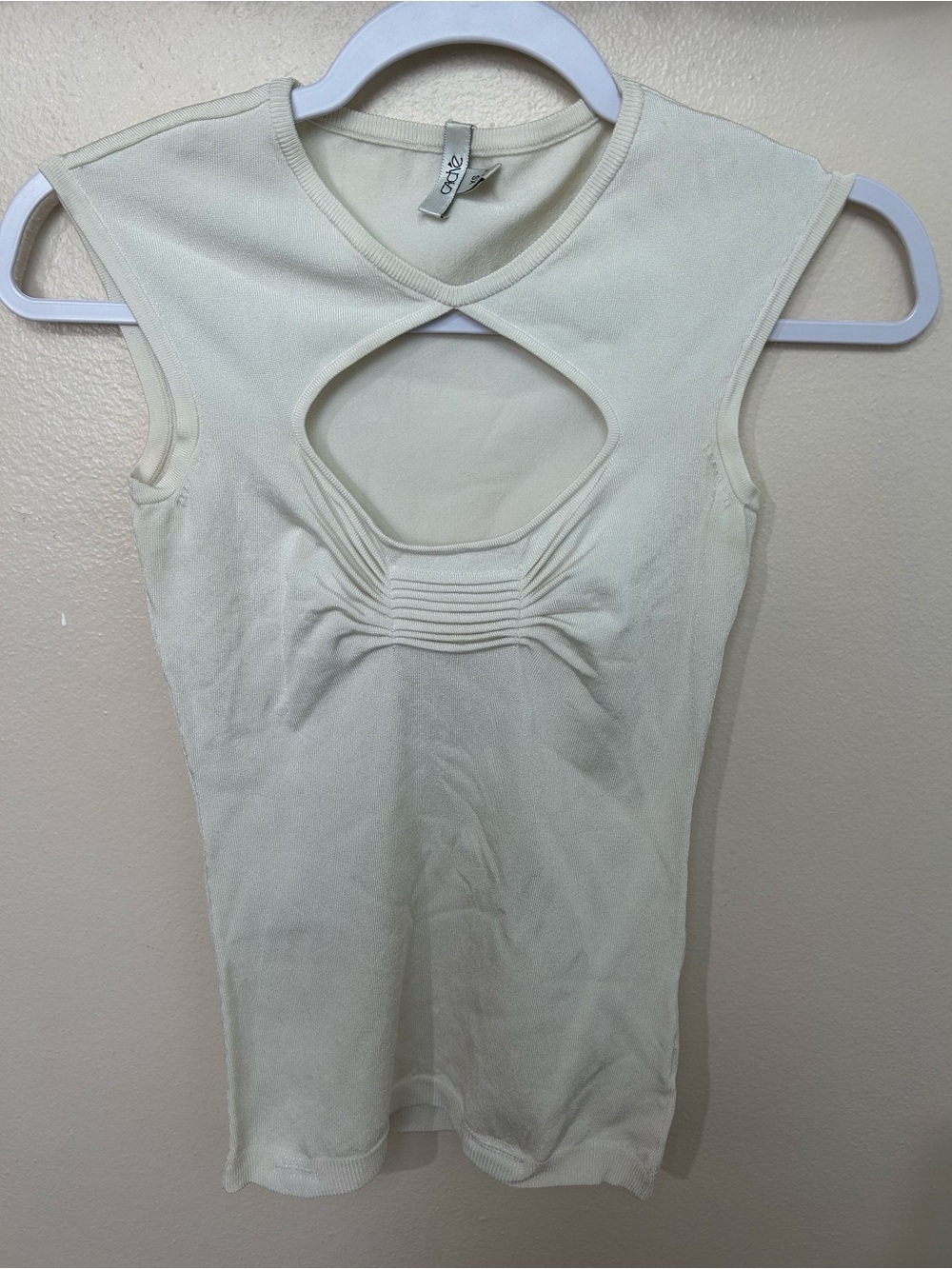 CACHE Y2K Open front ribbed white tank top